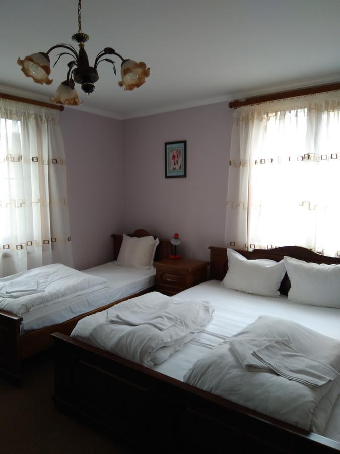 Guest House Todorini Kashti Koprivstica Kültér fotó